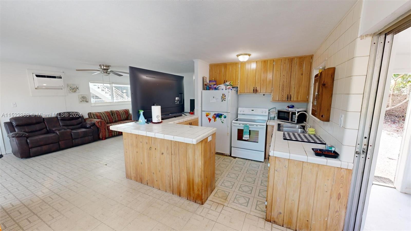 59 Tarpon Avenue