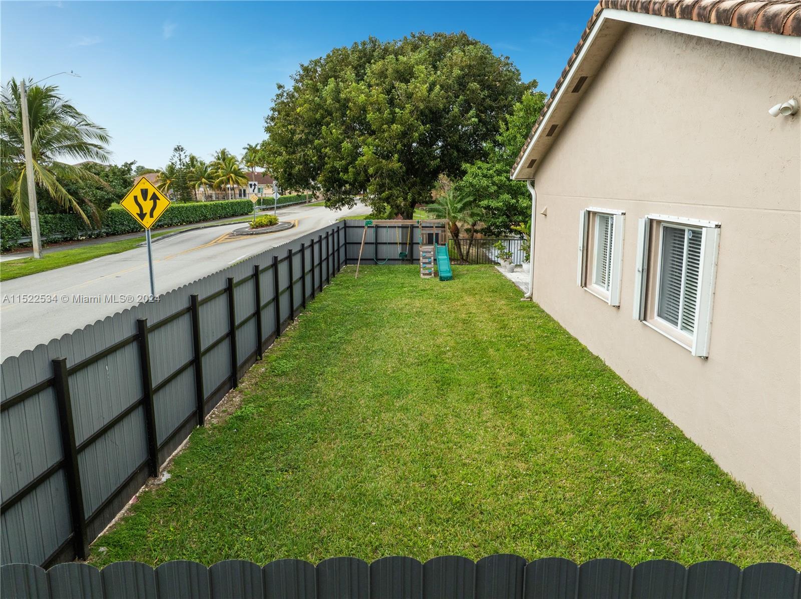 5184 SW 158th Ave