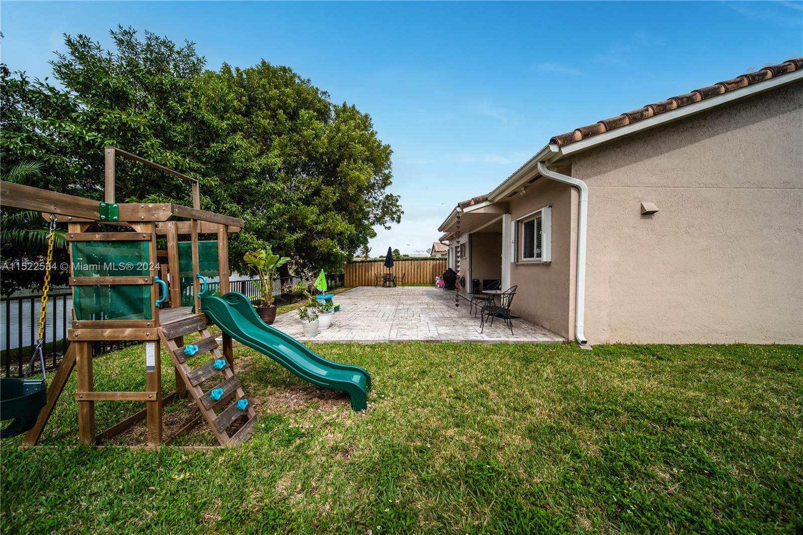 5184 SW 158th Ave