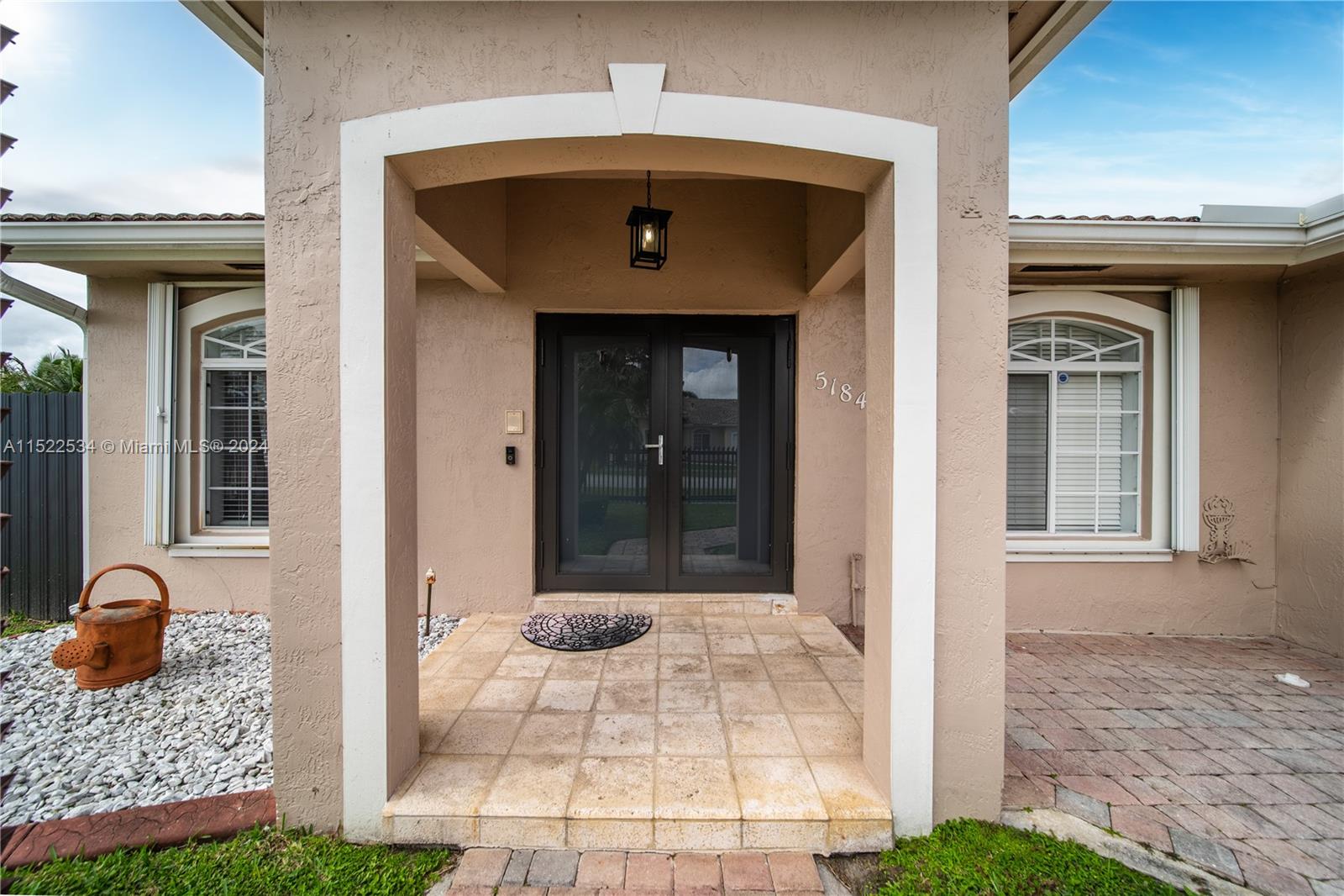 5184 SW 158th Ave