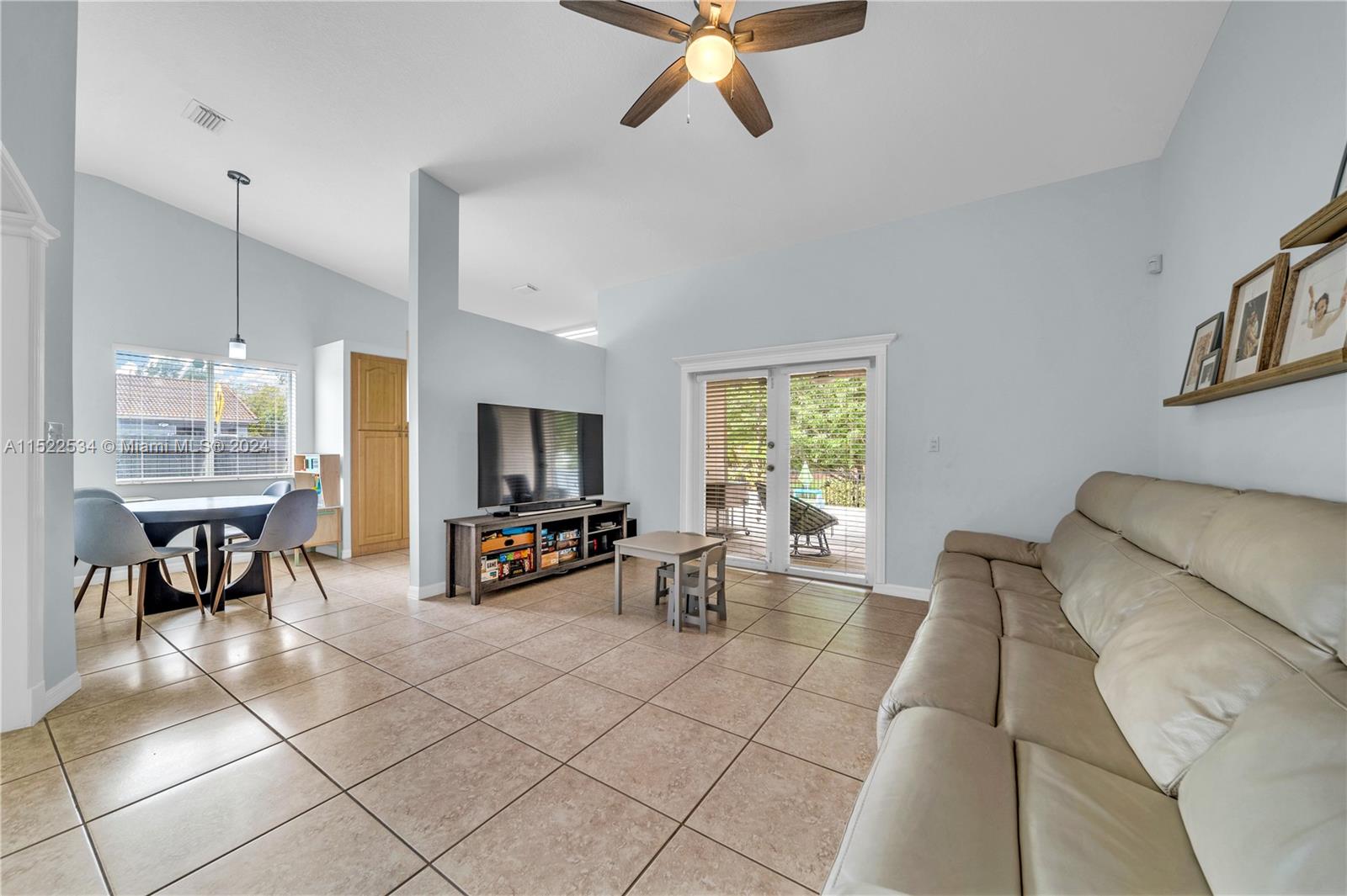 5184 SW 158th Ave