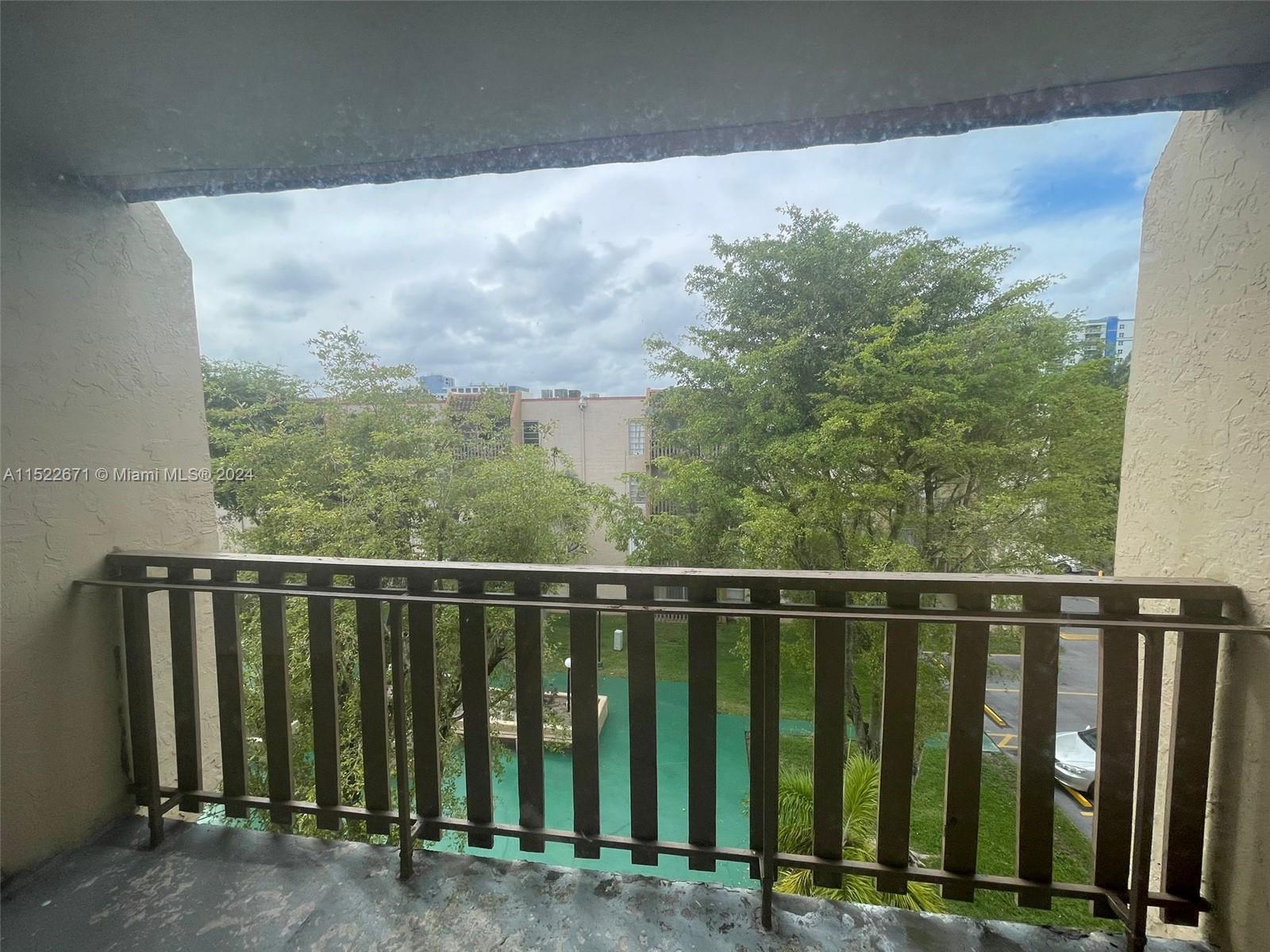 4845 NW 7th St # 5 Unit: 404-5