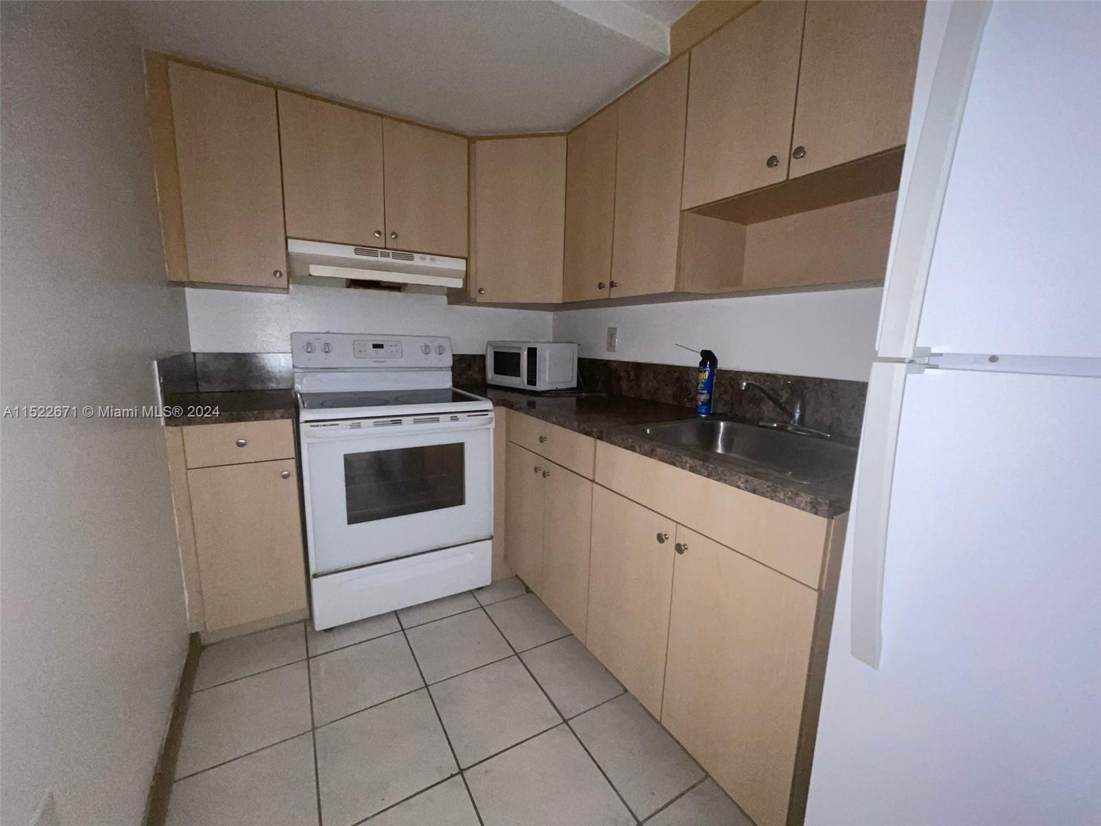 4845 NW 7th St # 5 Unit: 404-5