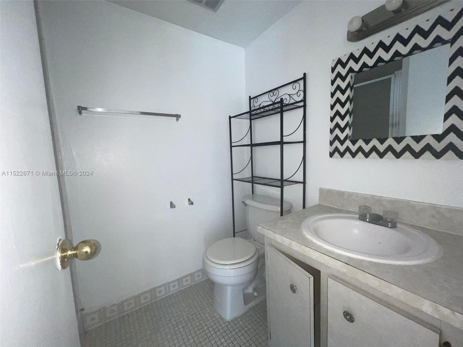 4845 NW 7th St # 5 Unit: 404-5