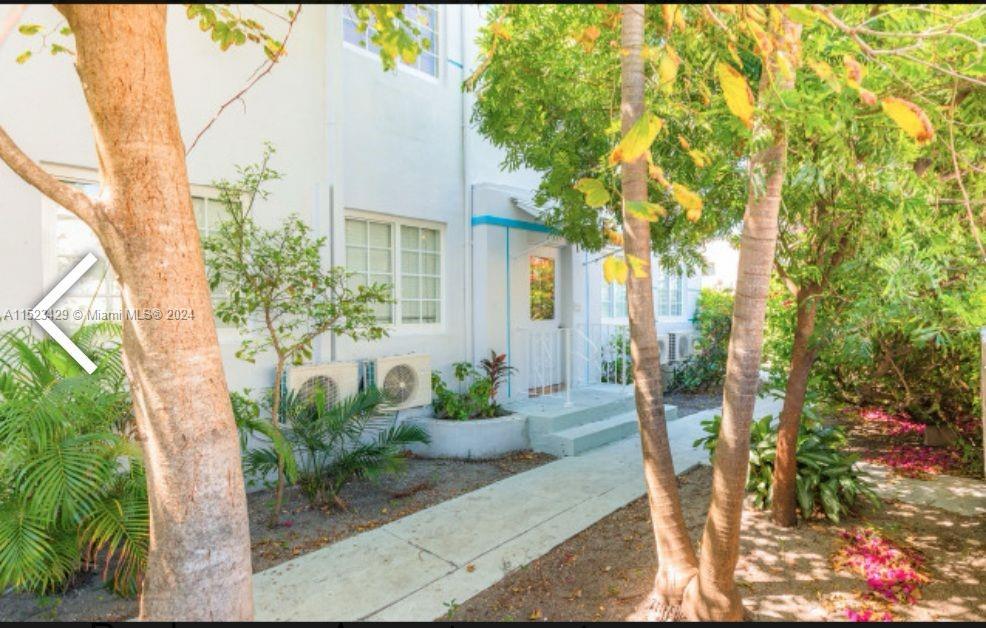 1619 Meridian Ave # 10