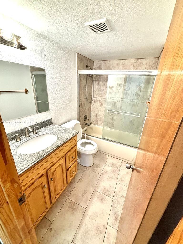 7473 SW 82nd St # A112