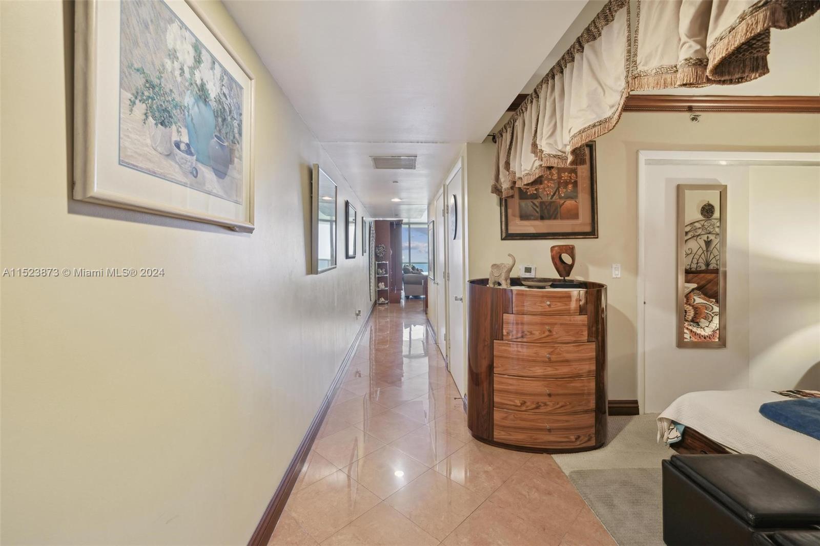 1830 S Ocean Dr # 4712