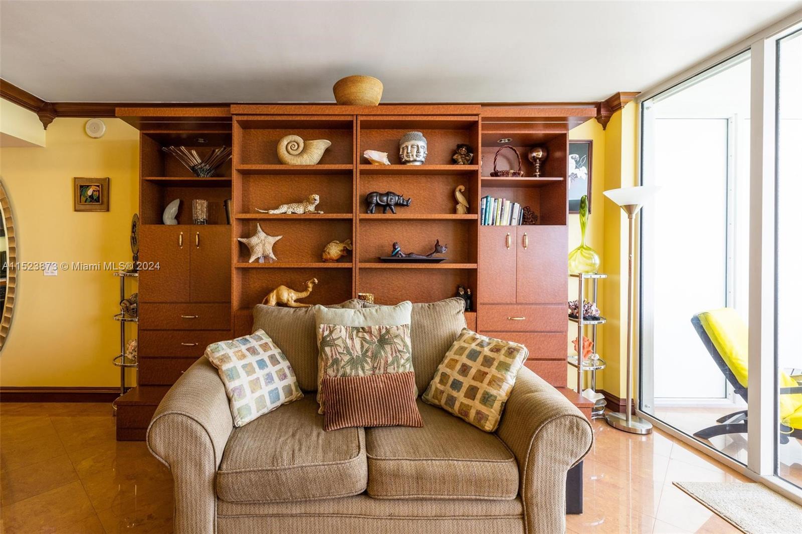 1830 S Ocean Dr # 4712