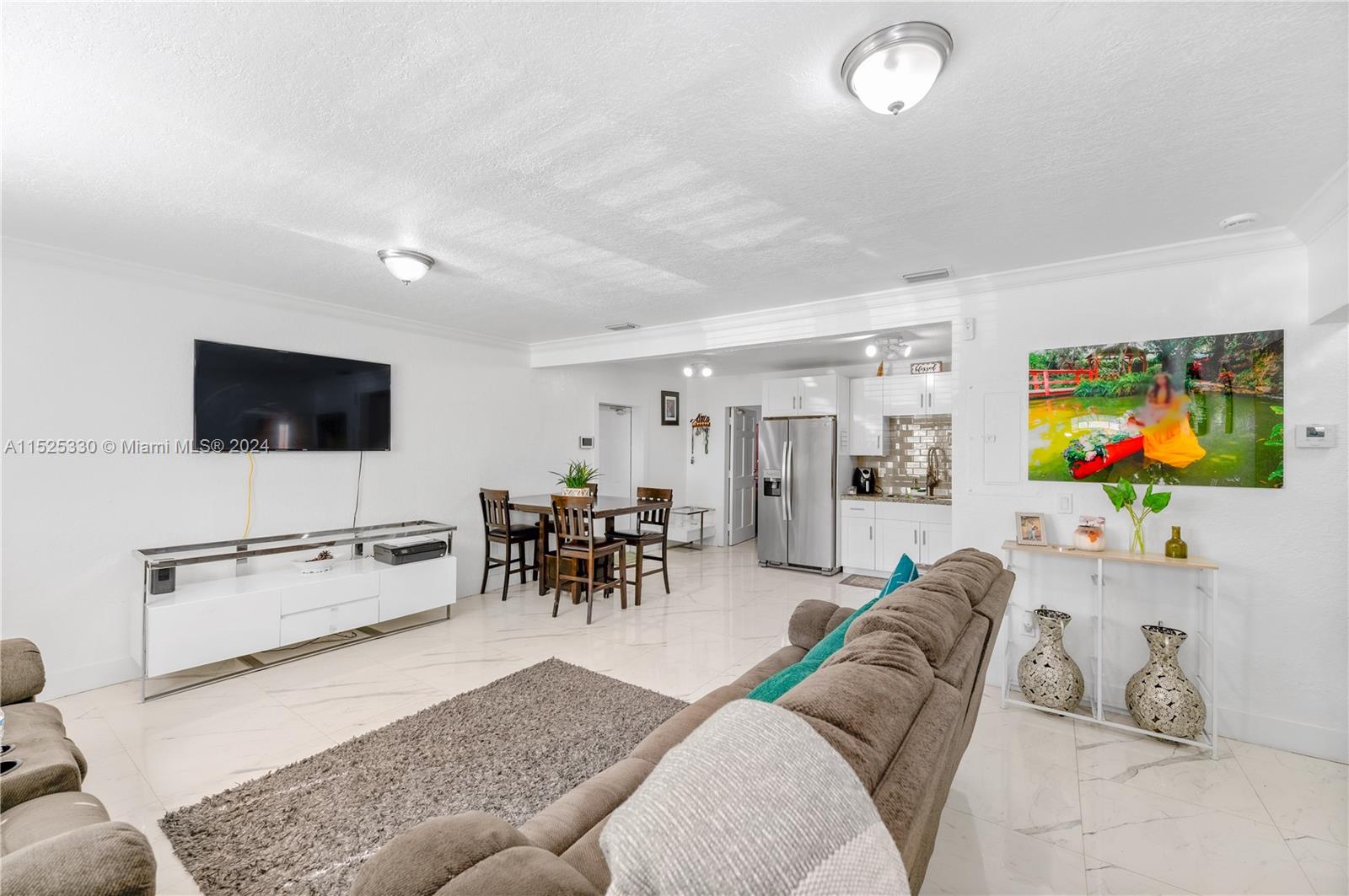 2451 NW 34th St