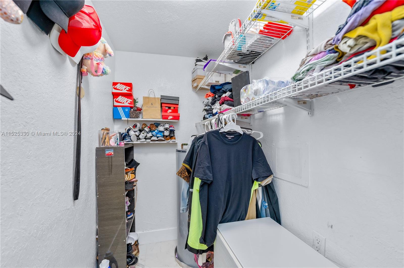 2451 NW 34th St
