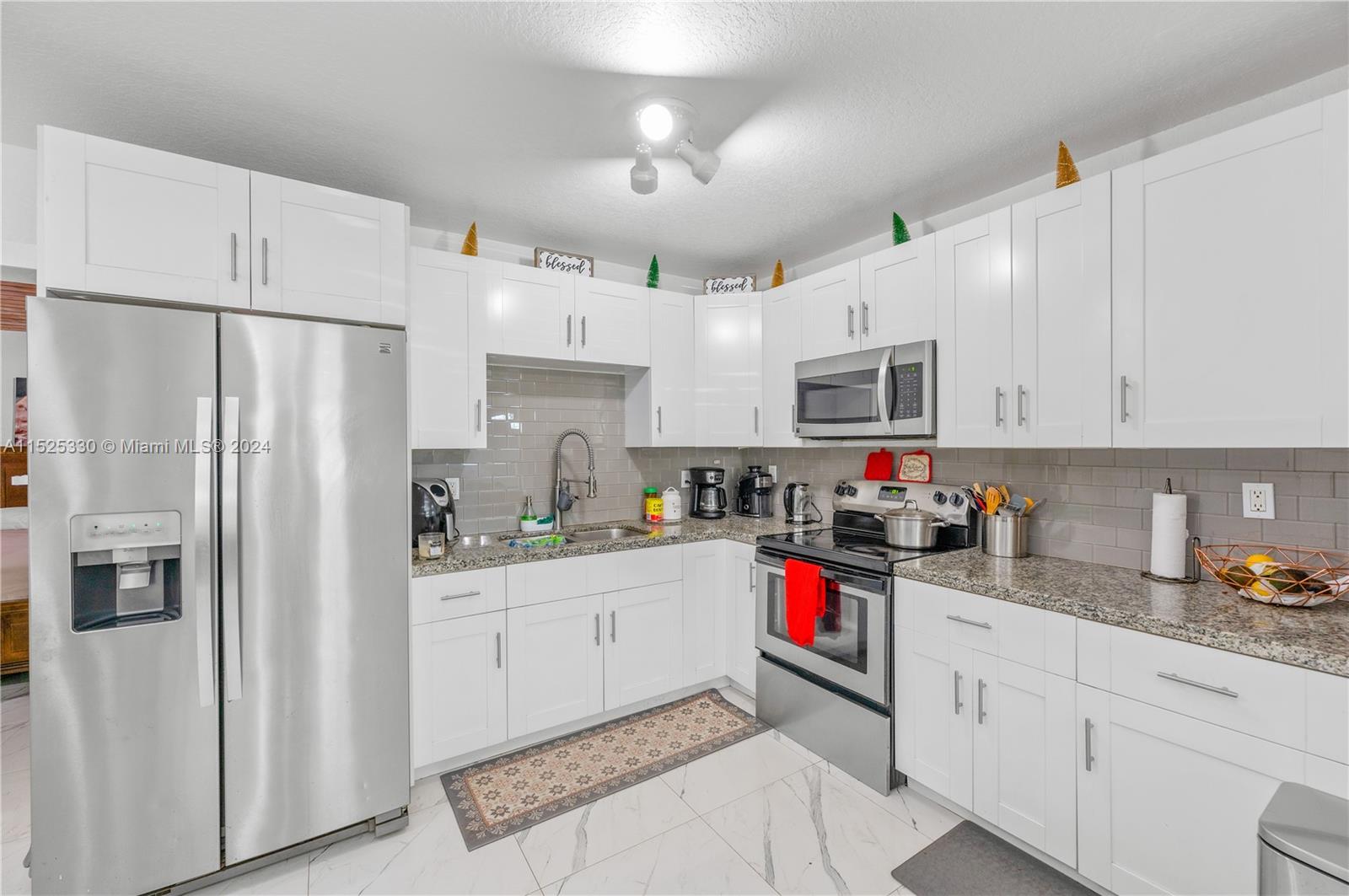 2451 NW 34th St