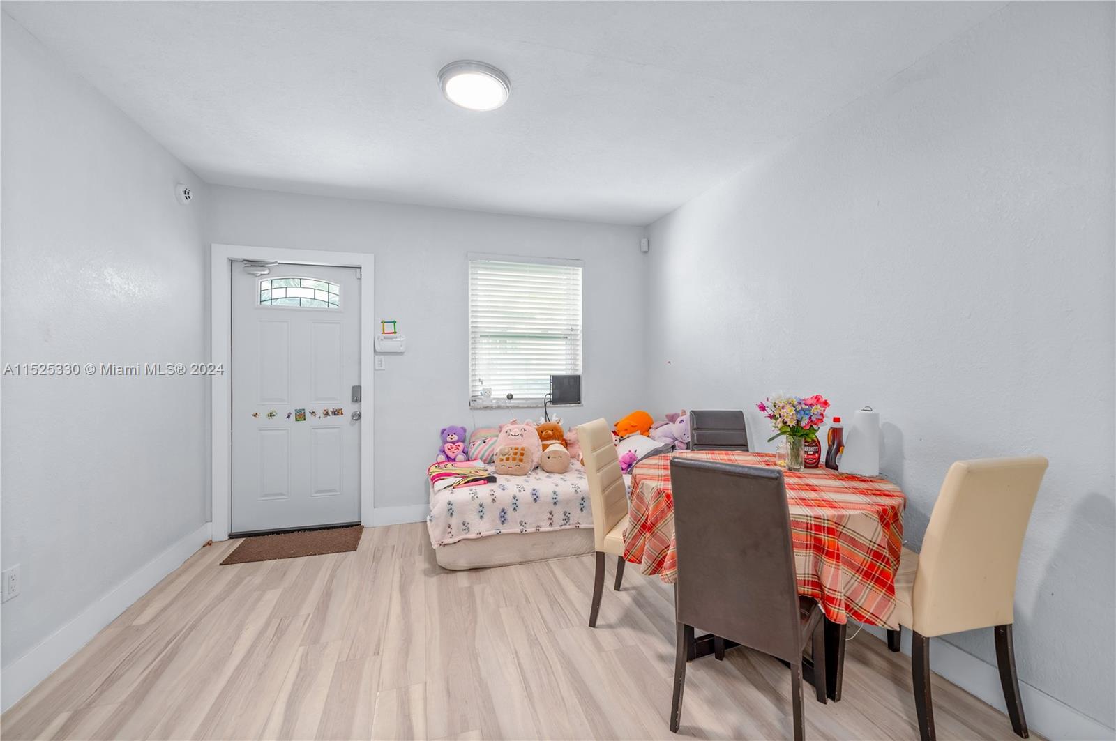 2451 NW 34th St