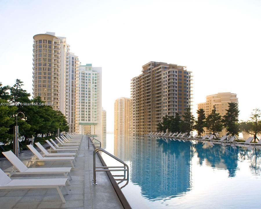 475 Brickell Ave # 2909