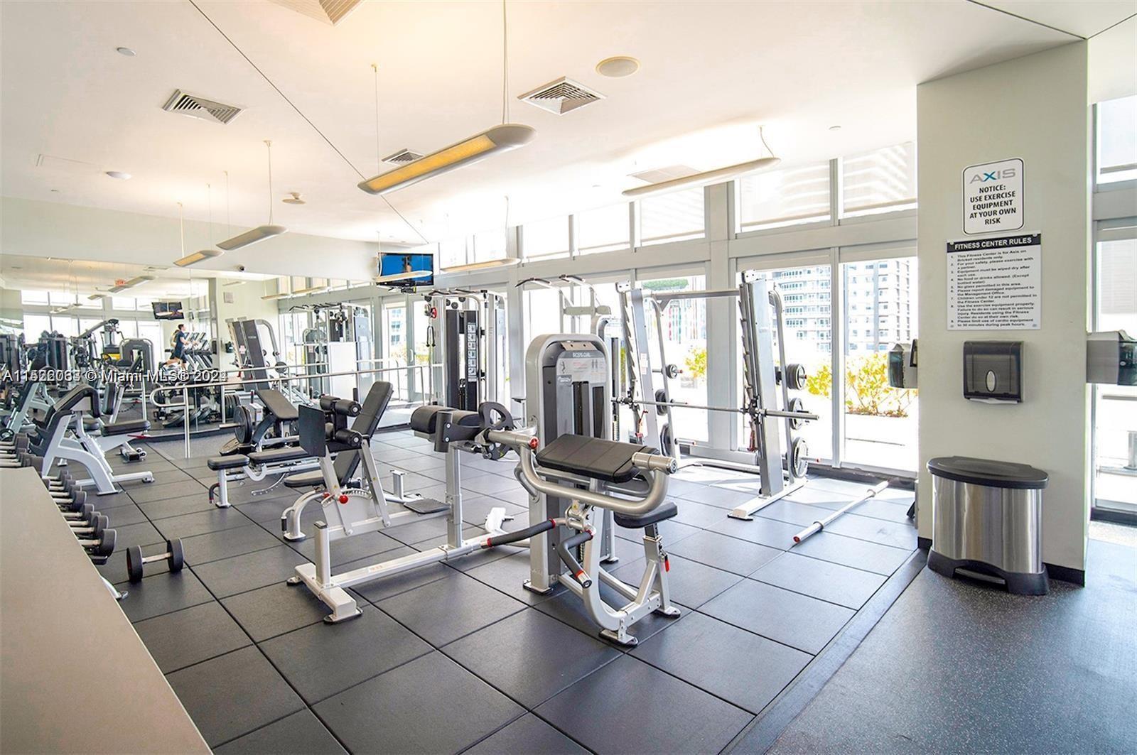 79 SW 12th St Unit: 2312-S