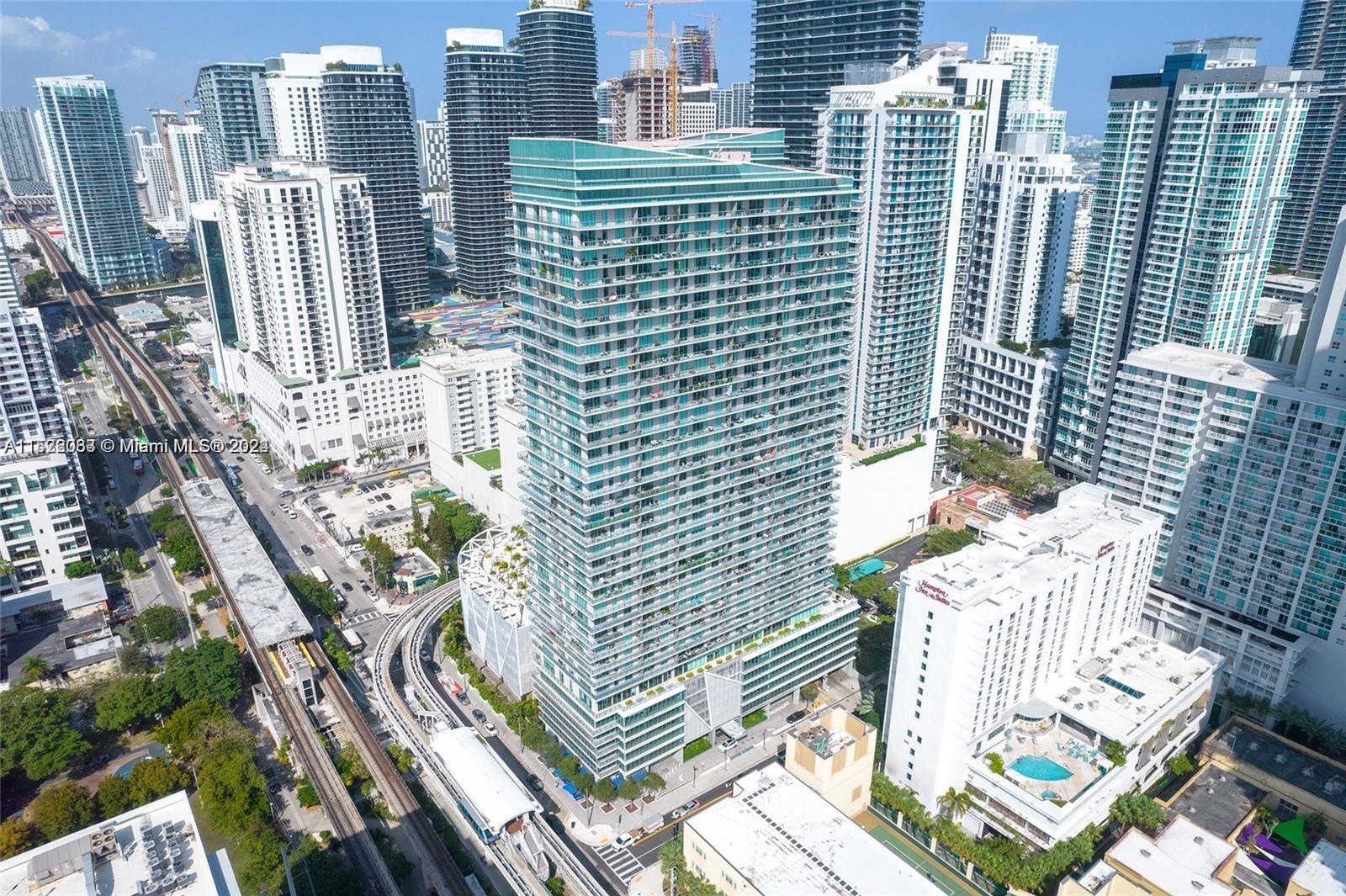 79 SW 12th St Unit: 2312-S