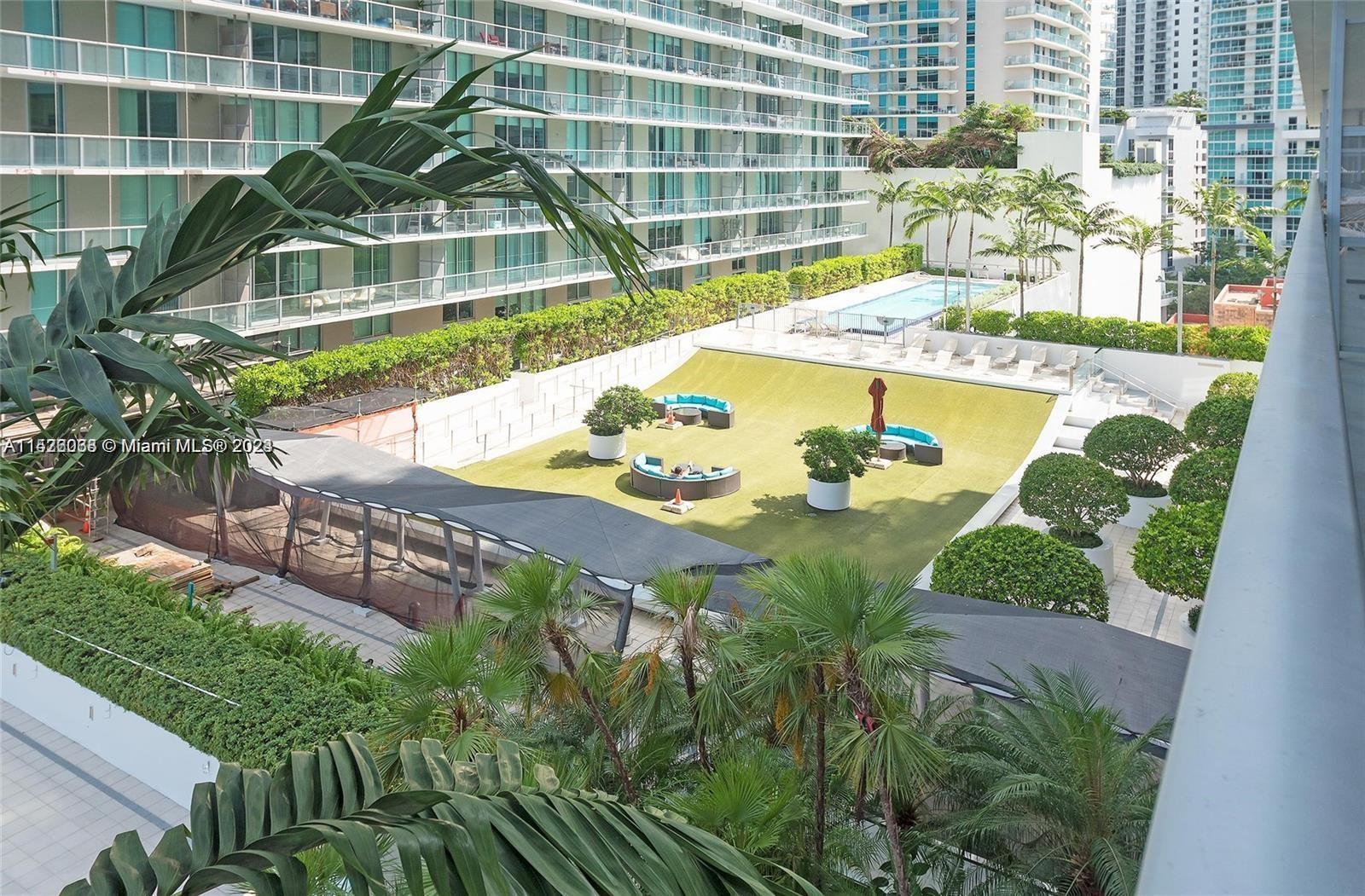 79 SW 12th St Unit: 2312-S