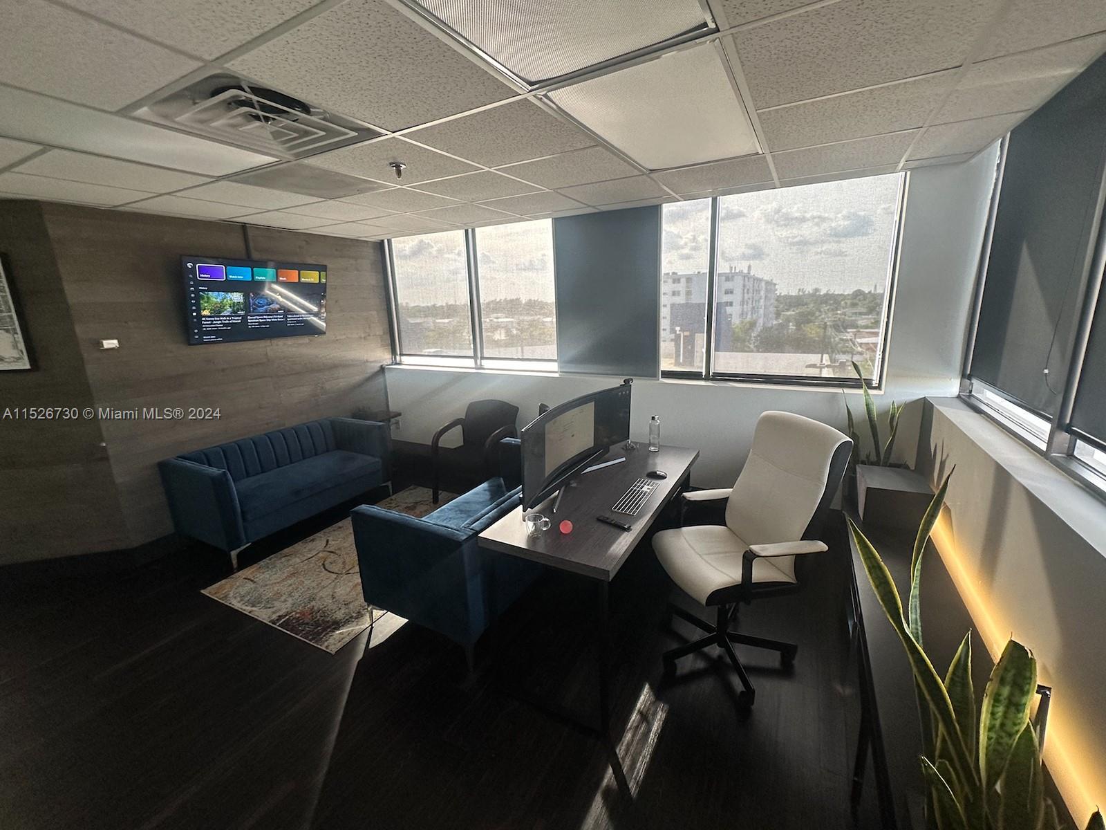 10800 Biscayne Blvd # 545