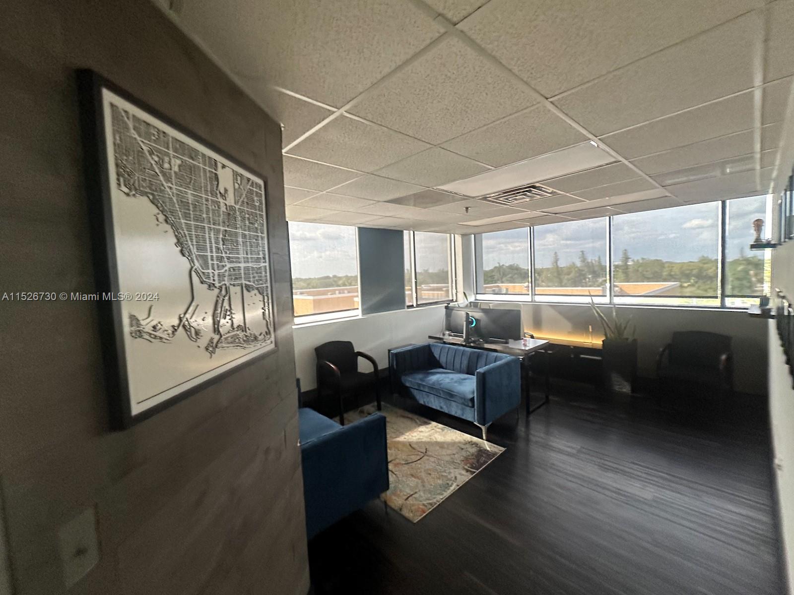 10800 Biscayne Blvd # 545