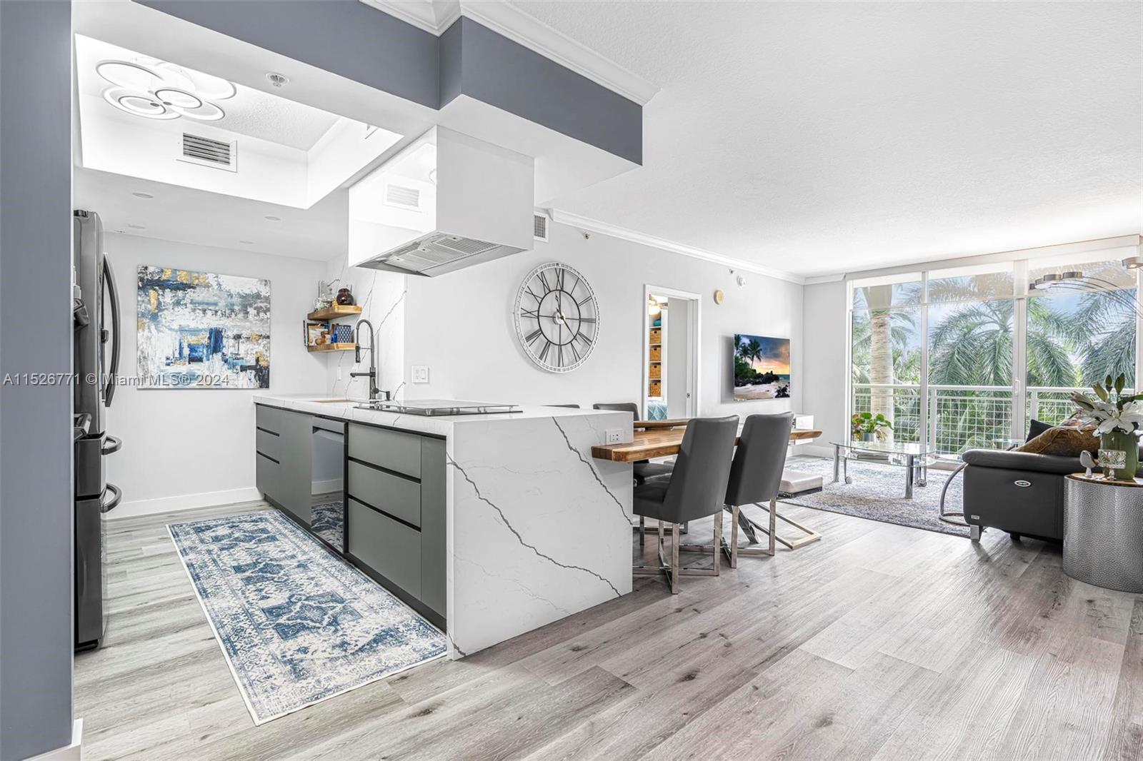 2000 N Bayshore Dr # 314