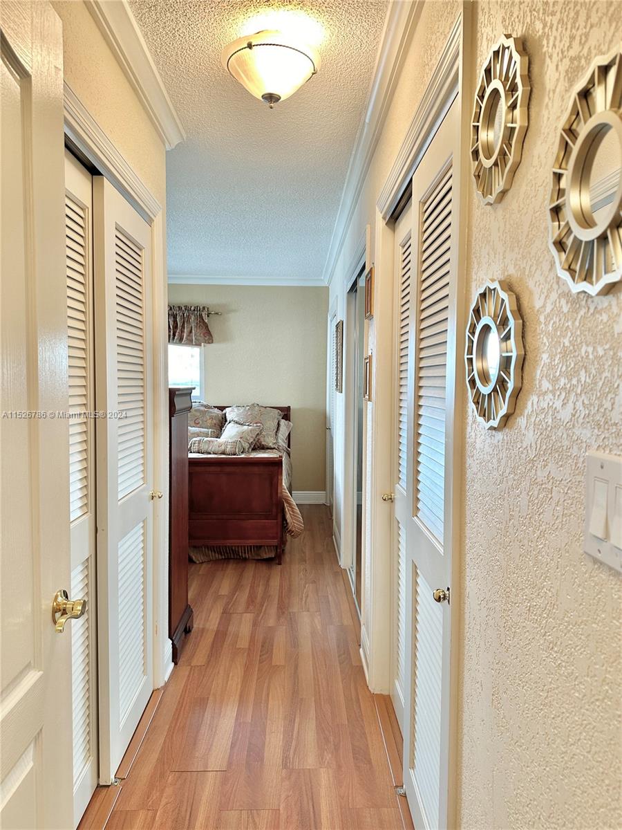 301 NE 14th Ave # 201