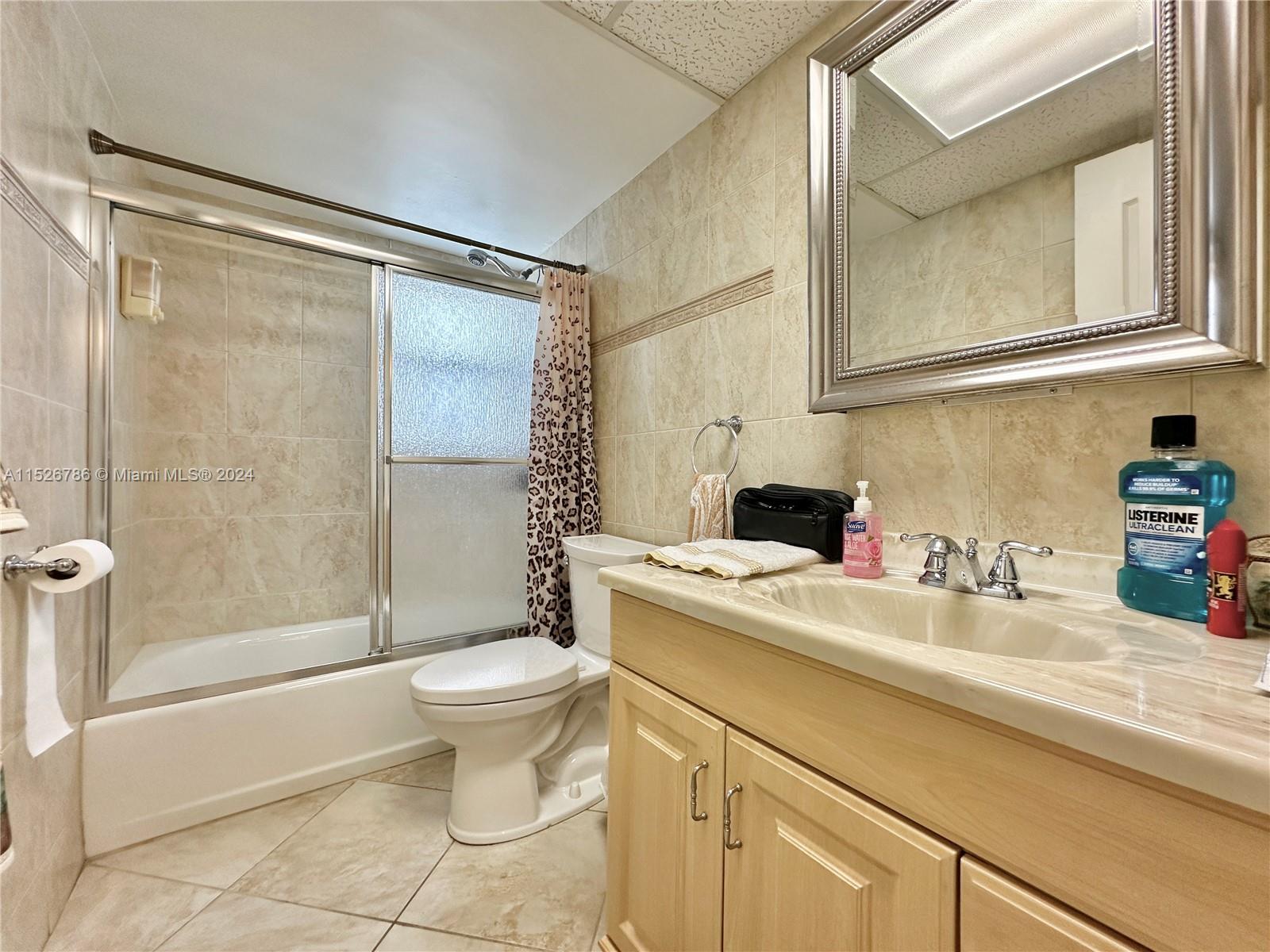 301 NE 14th Ave # 201
