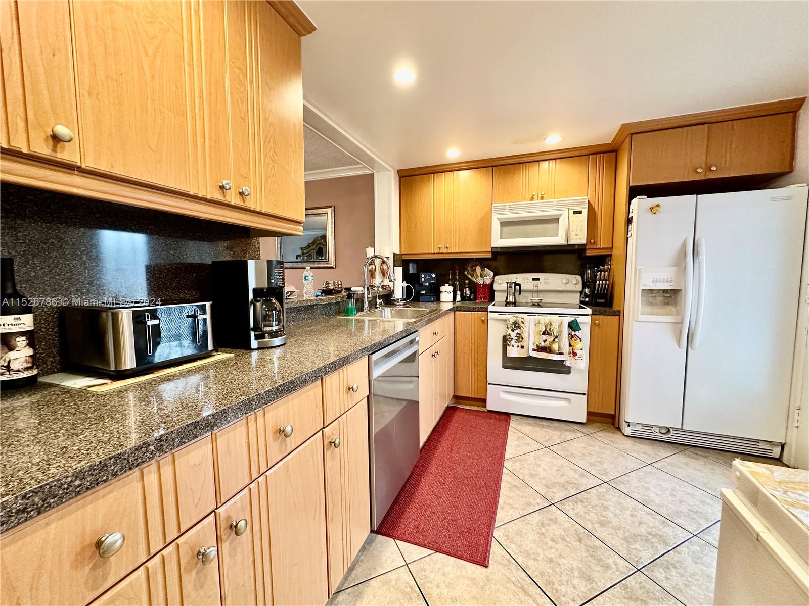 301 NE 14th Ave # 201