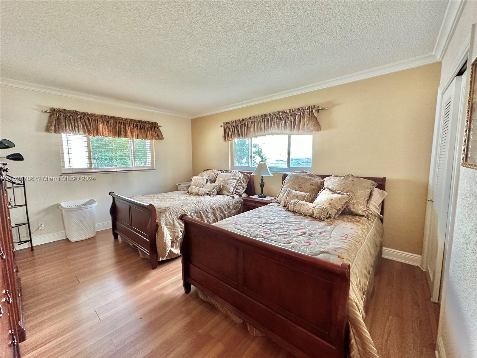 301 NE 14th Ave # 201