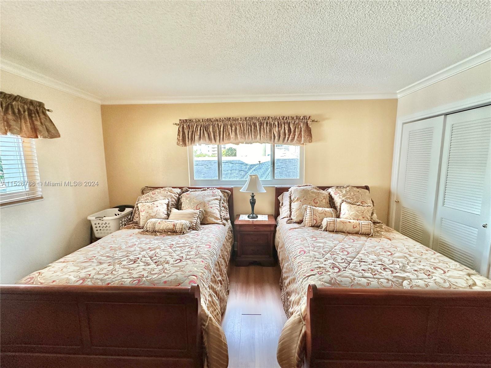 301 NE 14th Ave # 201