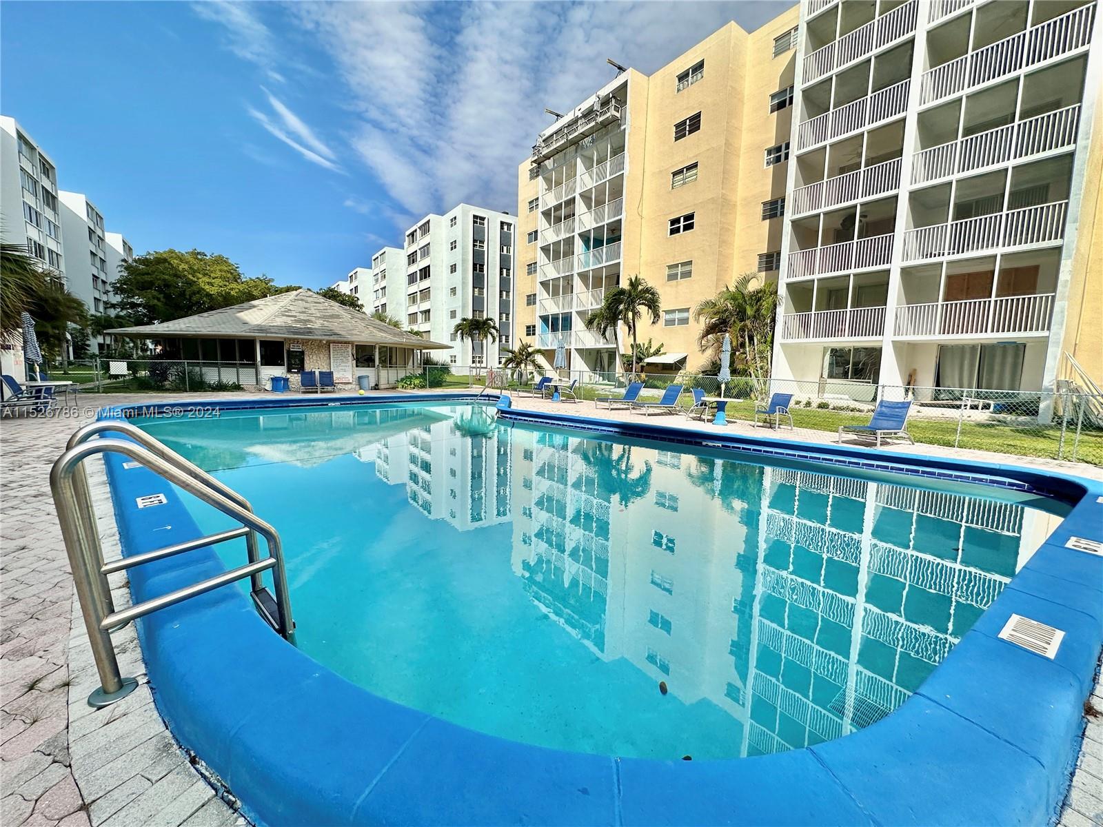 301 NE 14th Ave # 201