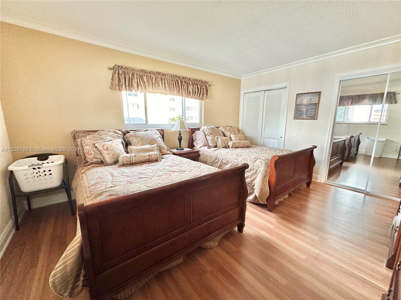 301 NE 14th Ave # 201