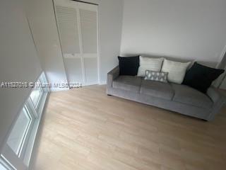 6767 Collins Ave # 509