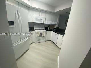 6767 Collins Ave # 509