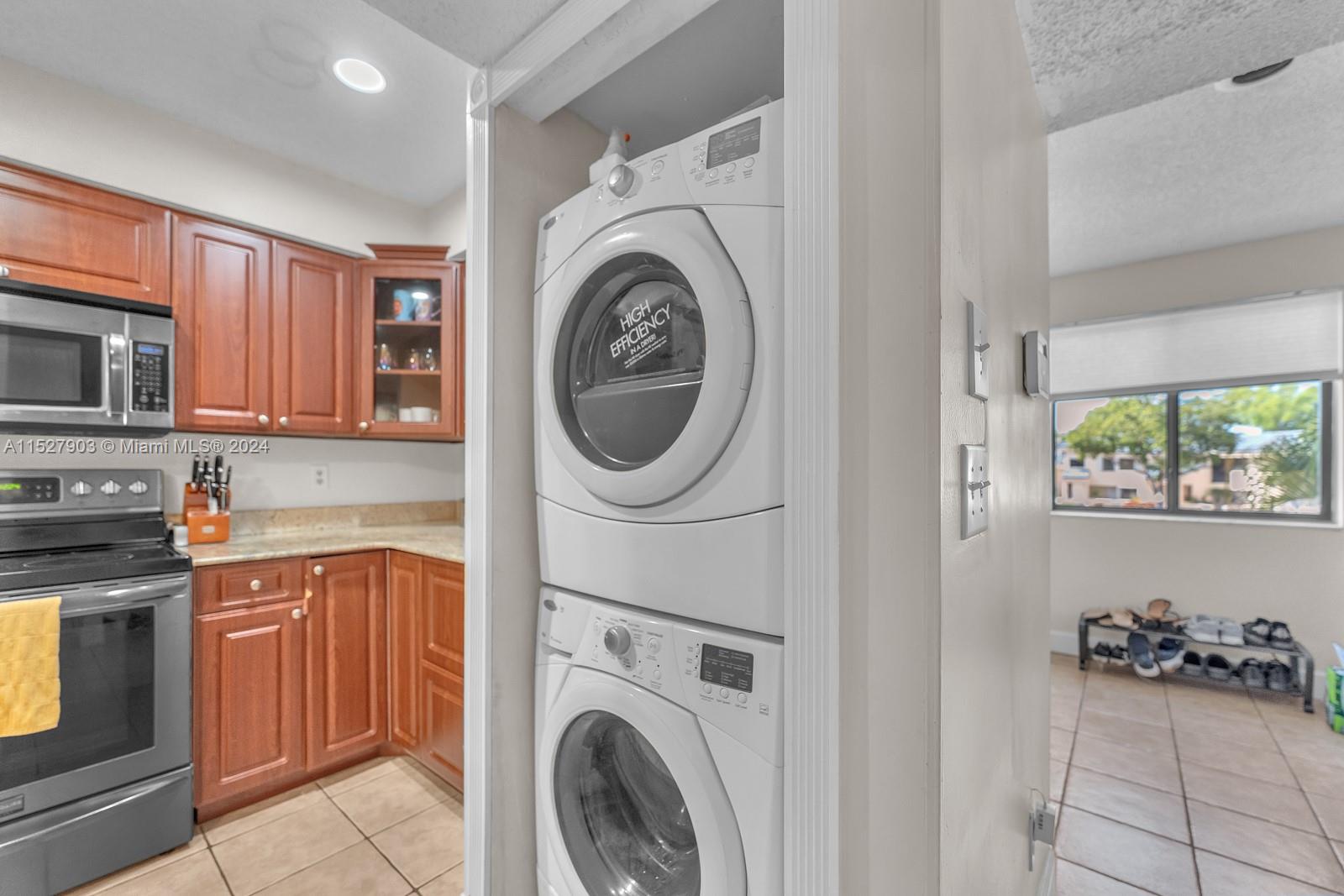 8029 NW 15th Mnr # 8029 Unit: #8029