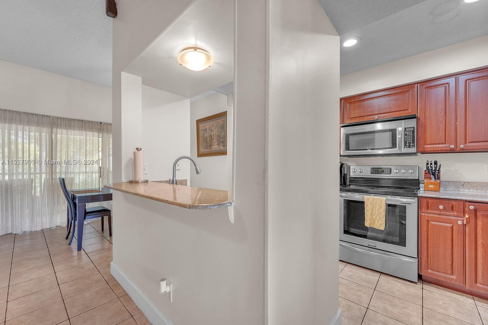 8029 NW 15th Mnr # 8029 Unit: #8029