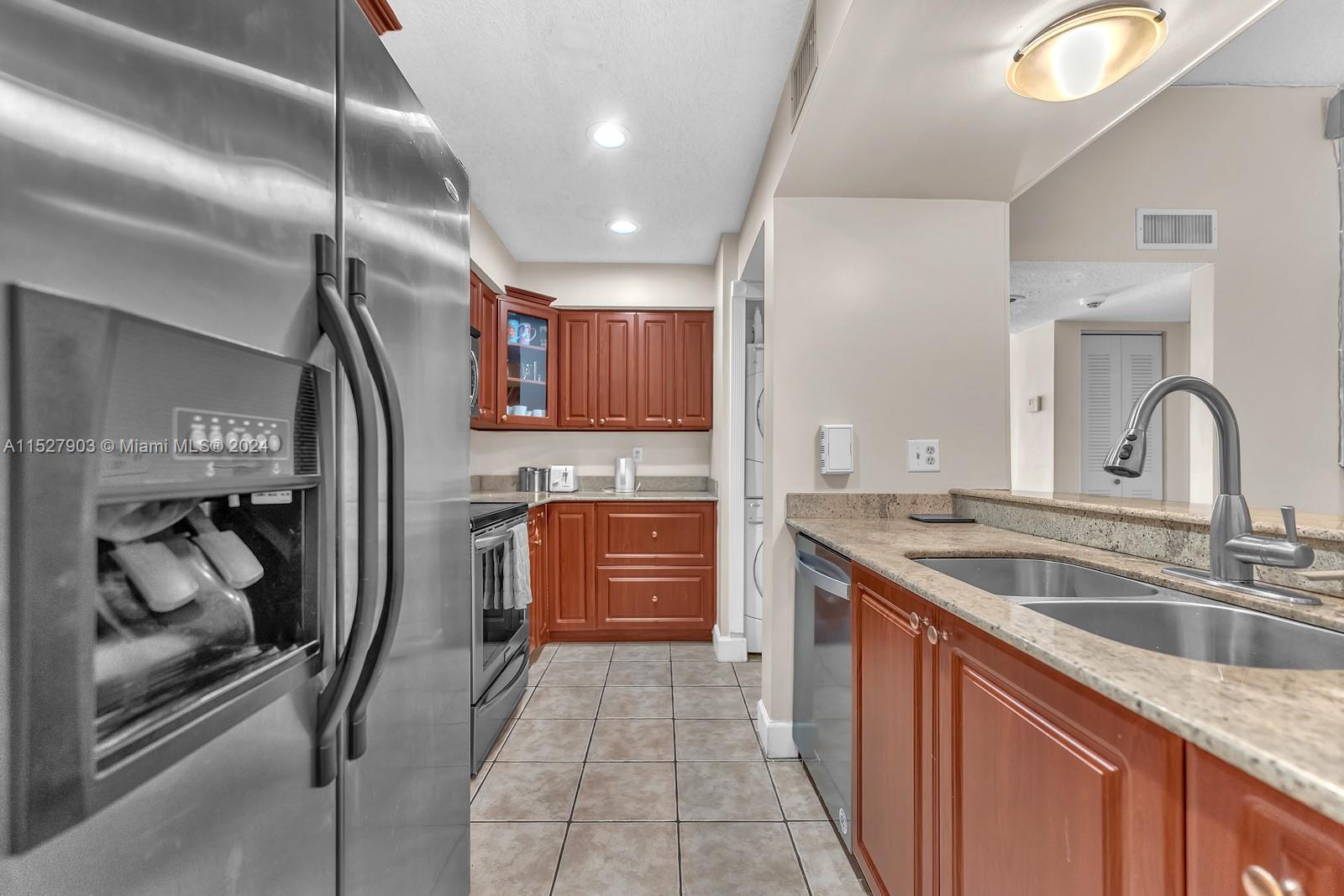 8029 NW 15th Mnr # 8029 Unit: #8029