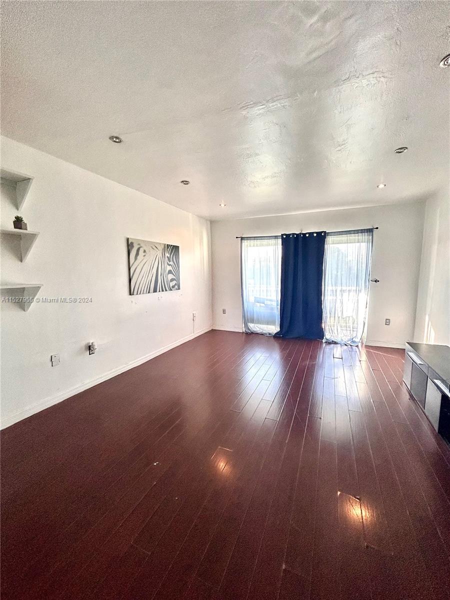 7670 SW 82nd St # H214