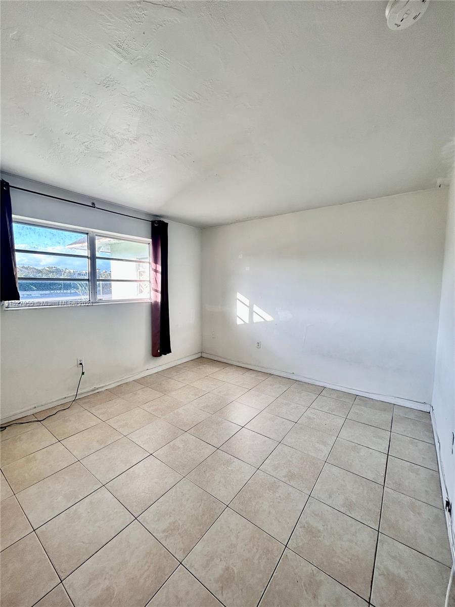 7670 SW 82nd St # H214