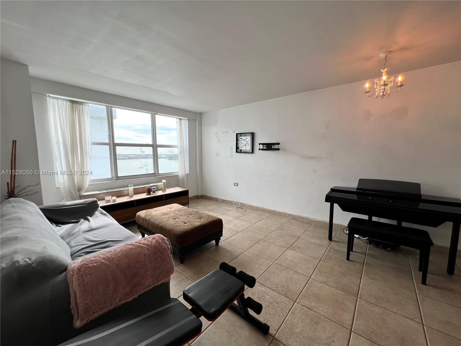 1250 West Ave # 14F