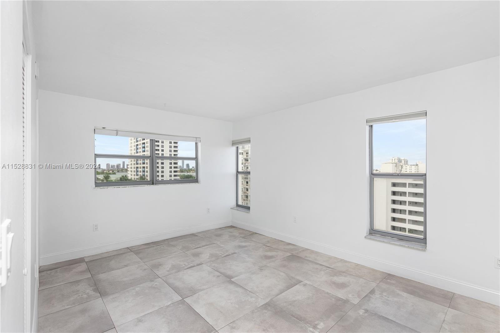 1300 Alton Rd # 9A
