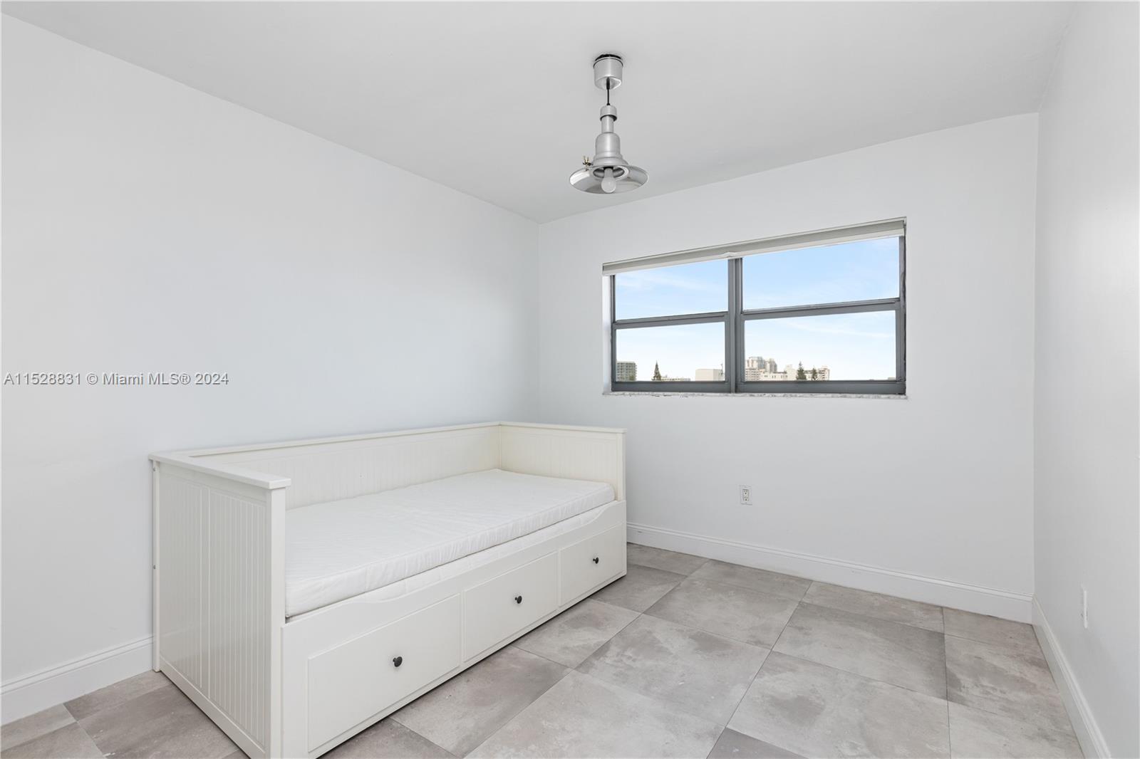 1300 Alton Rd # 9A