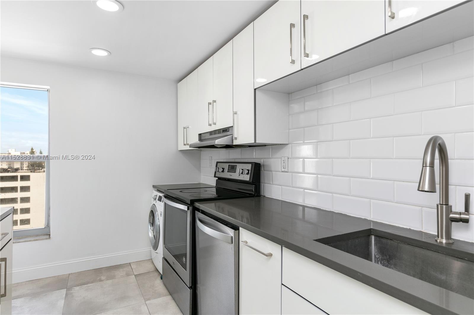 1300 Alton Rd # 9A