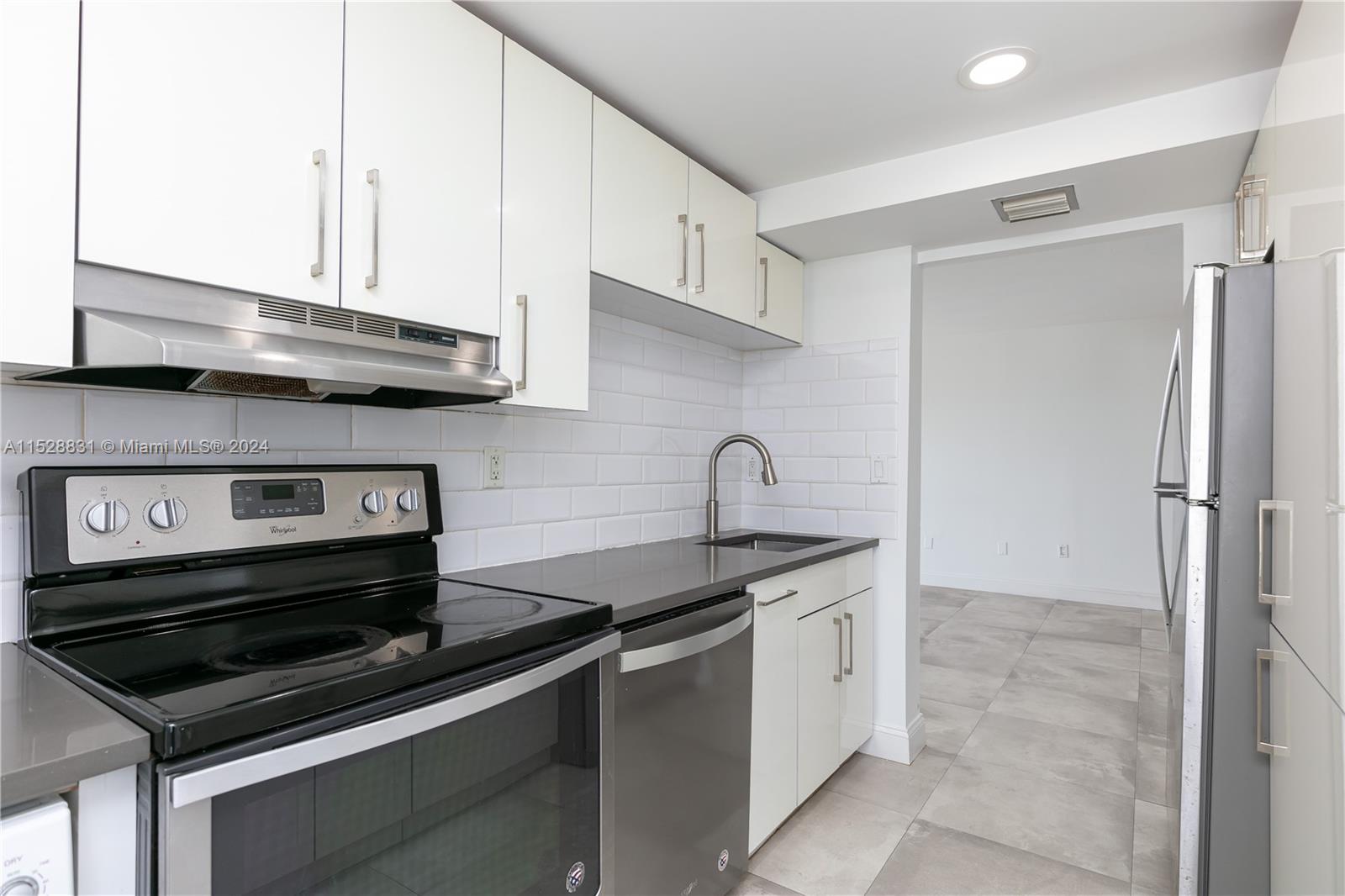 1300 Alton Rd # 9A