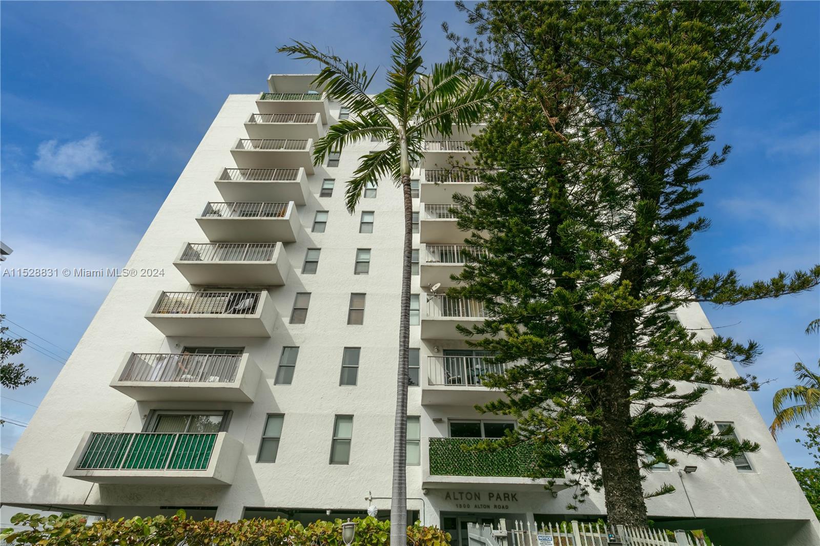 1300 Alton Rd # 9A