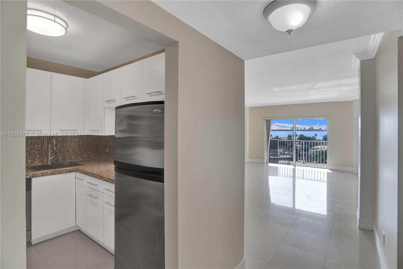 1455 N Treasure Dr Unit: PHN