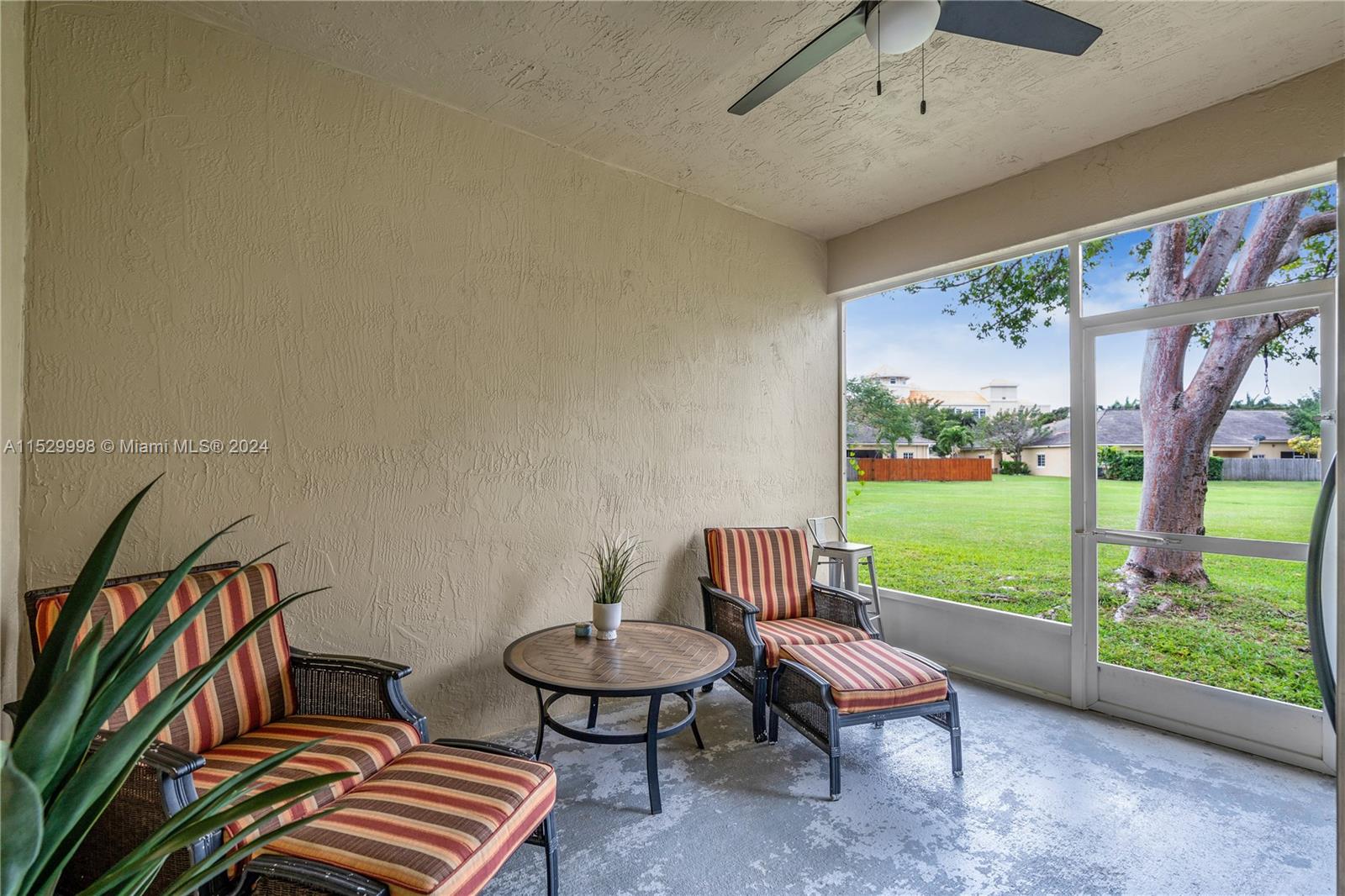 1220 NE 32 Terrace
