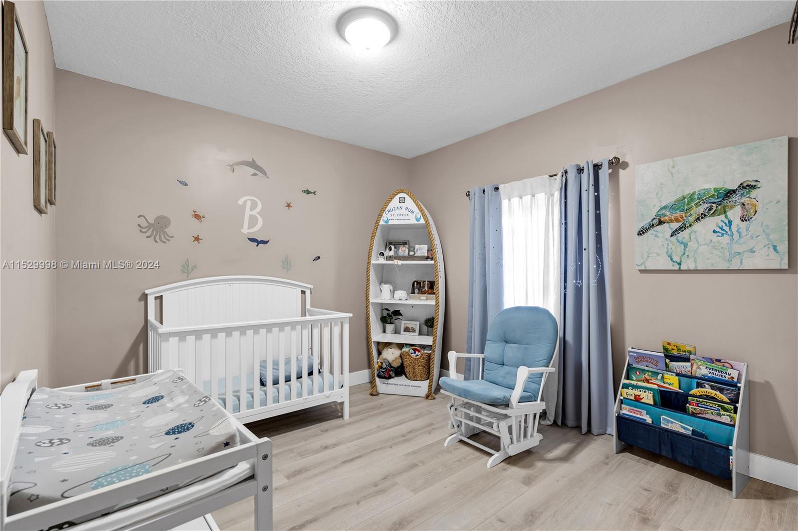 1220 NE 32 Terrace