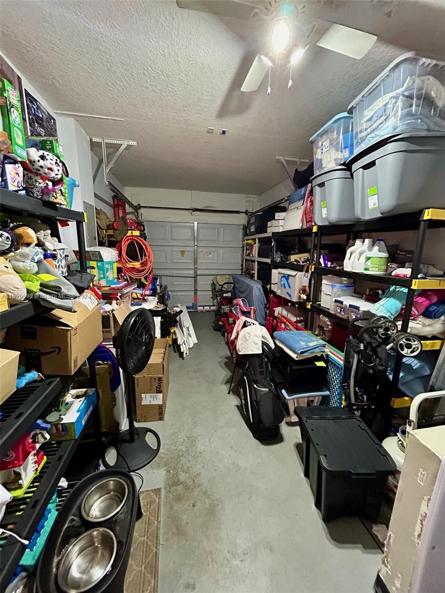 1220 NE 32 Terrace
