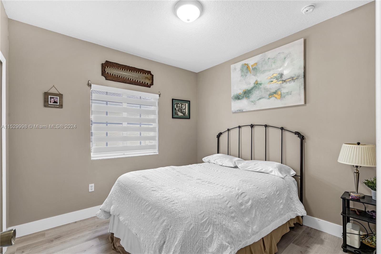 1220 NE 32 Terrace