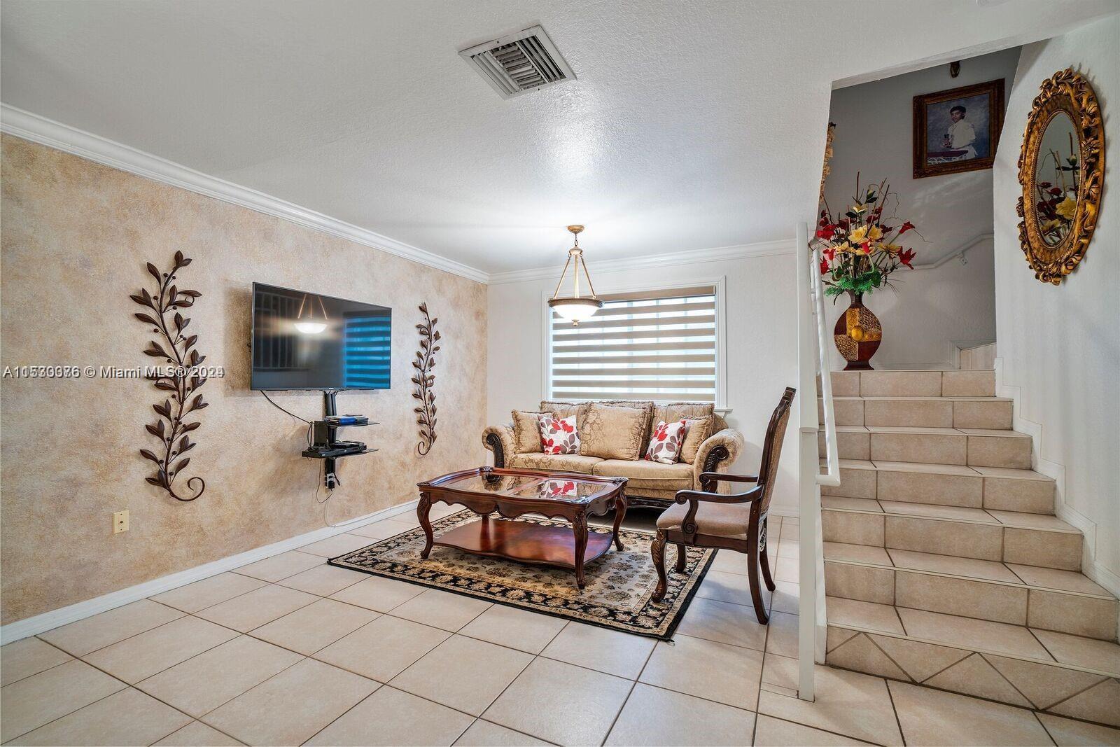 6757 NW 182nd St # 102