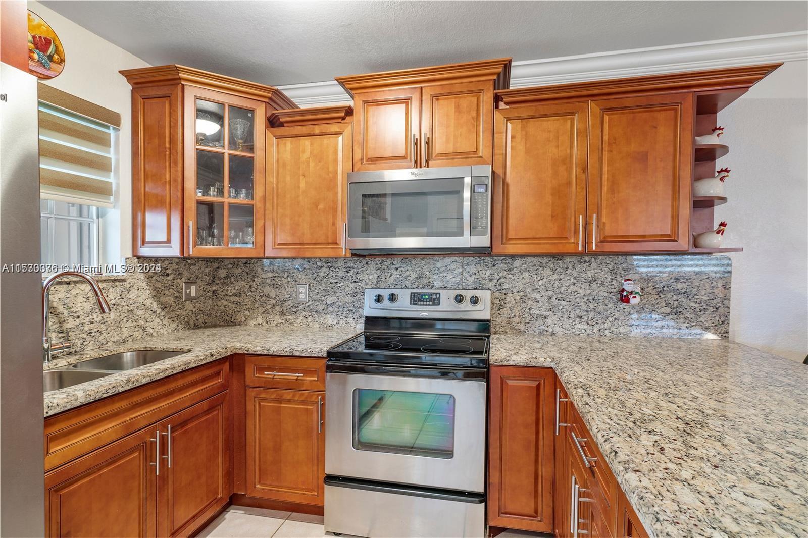 6757 NW 182nd St # 102